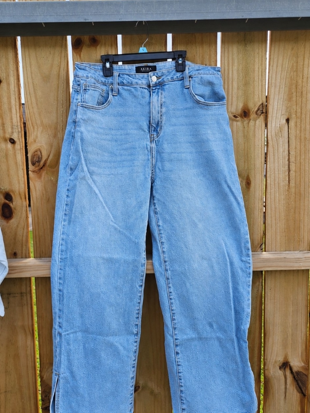AKIRA High Rise Side Slit Wide Leg Jeans Size 19 W33 Light Wash Blue